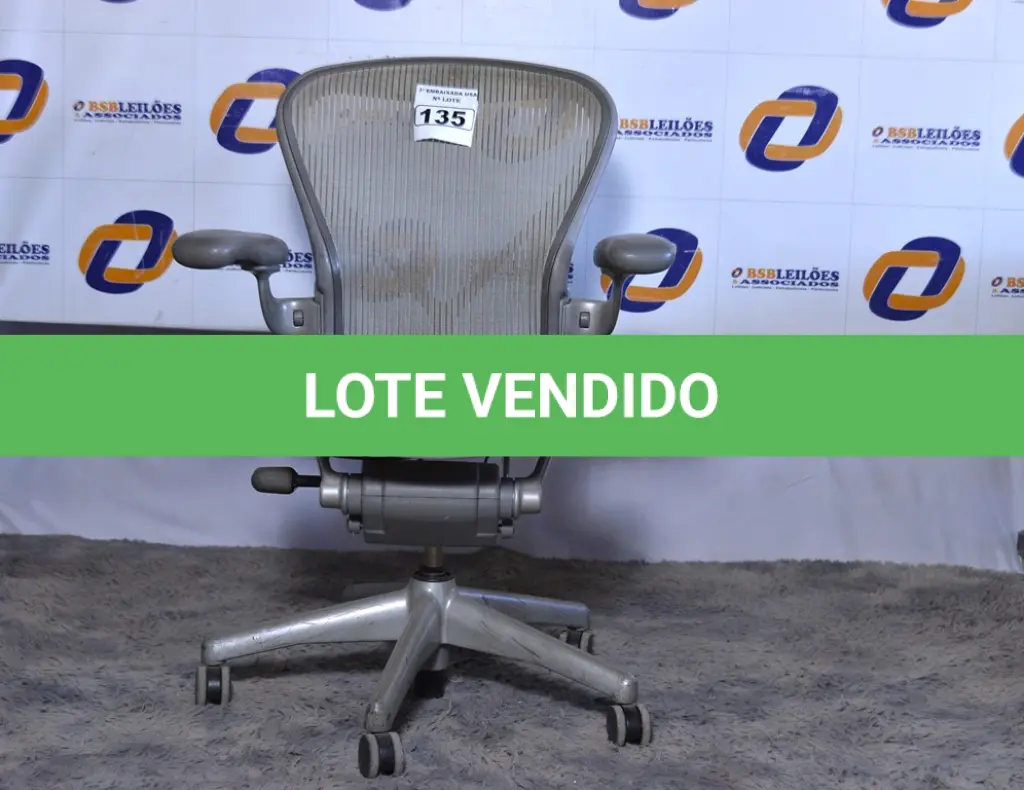 LOTE 135