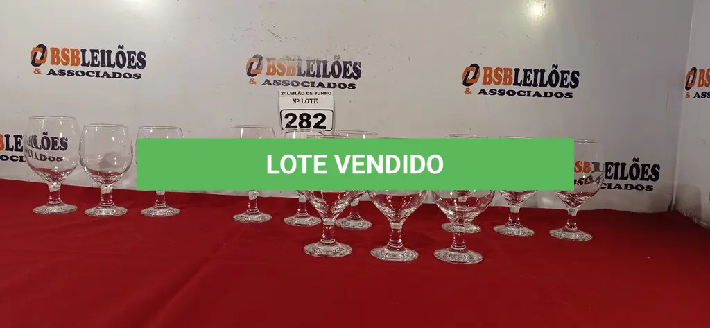 LOTE 282