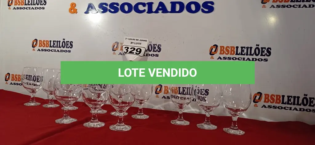 LOTE 329