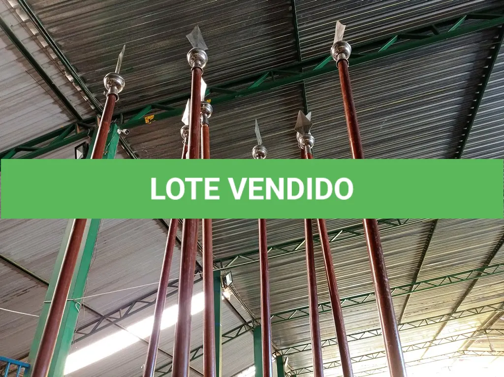 LOTE 194