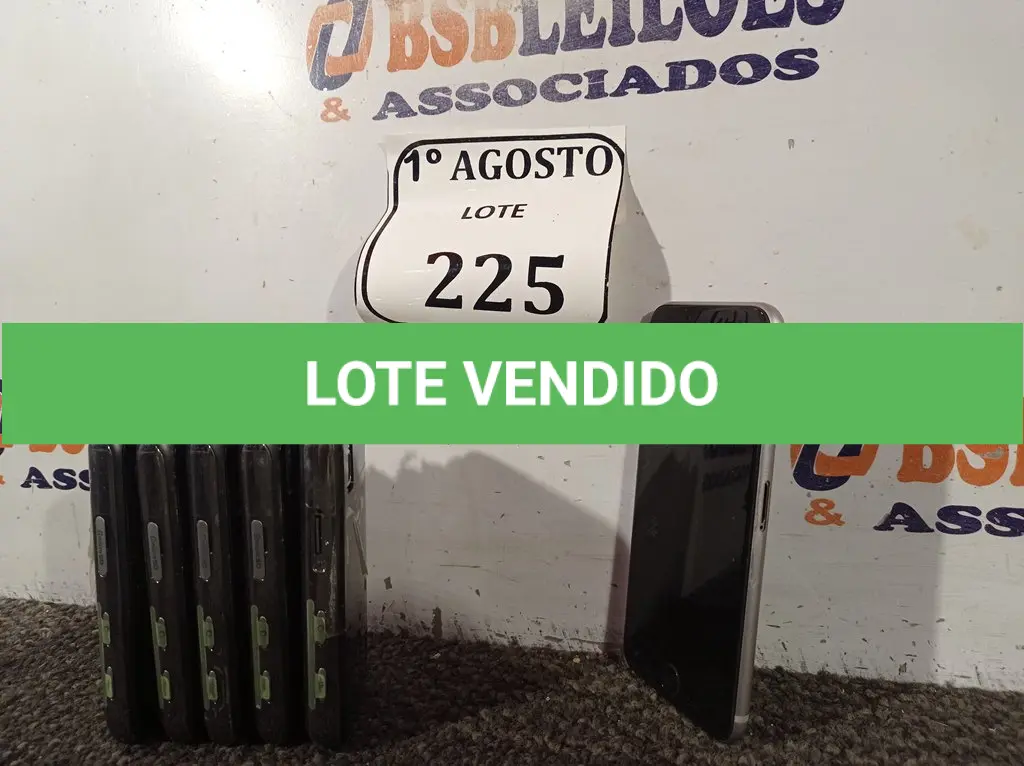 LOTE 225