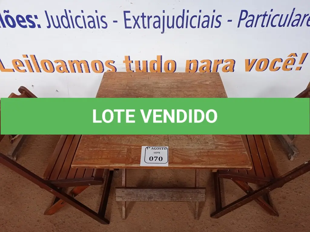 LOTE 070