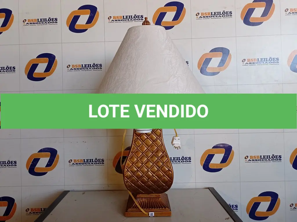LOTE 241