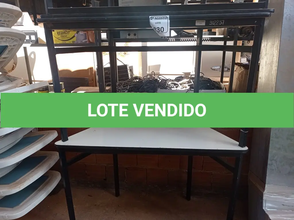 LOTE 330