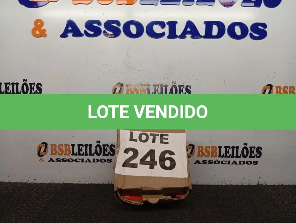 LOTE 246