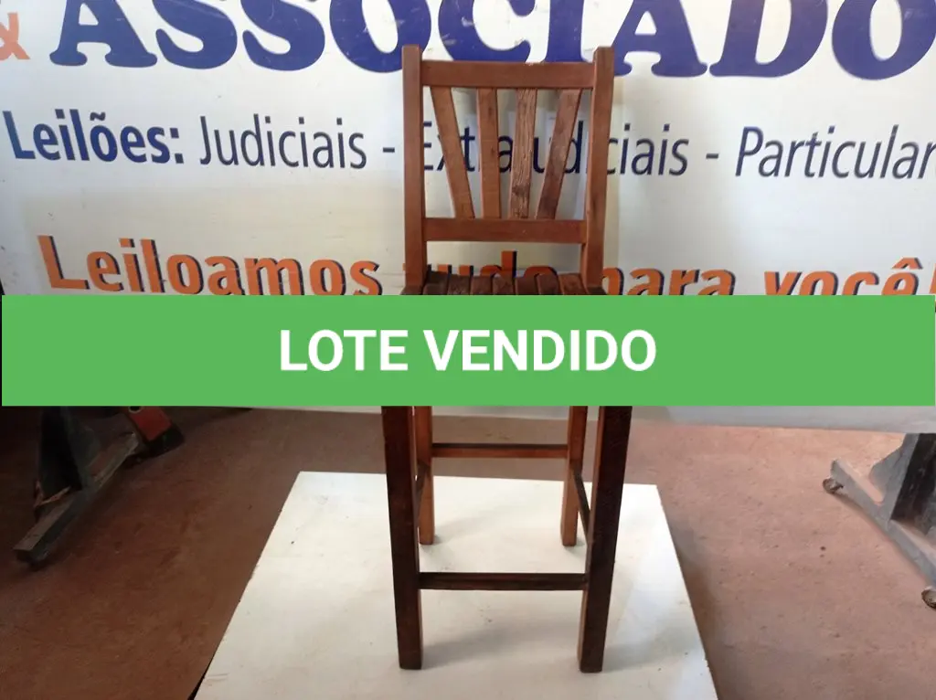 LOTE 589