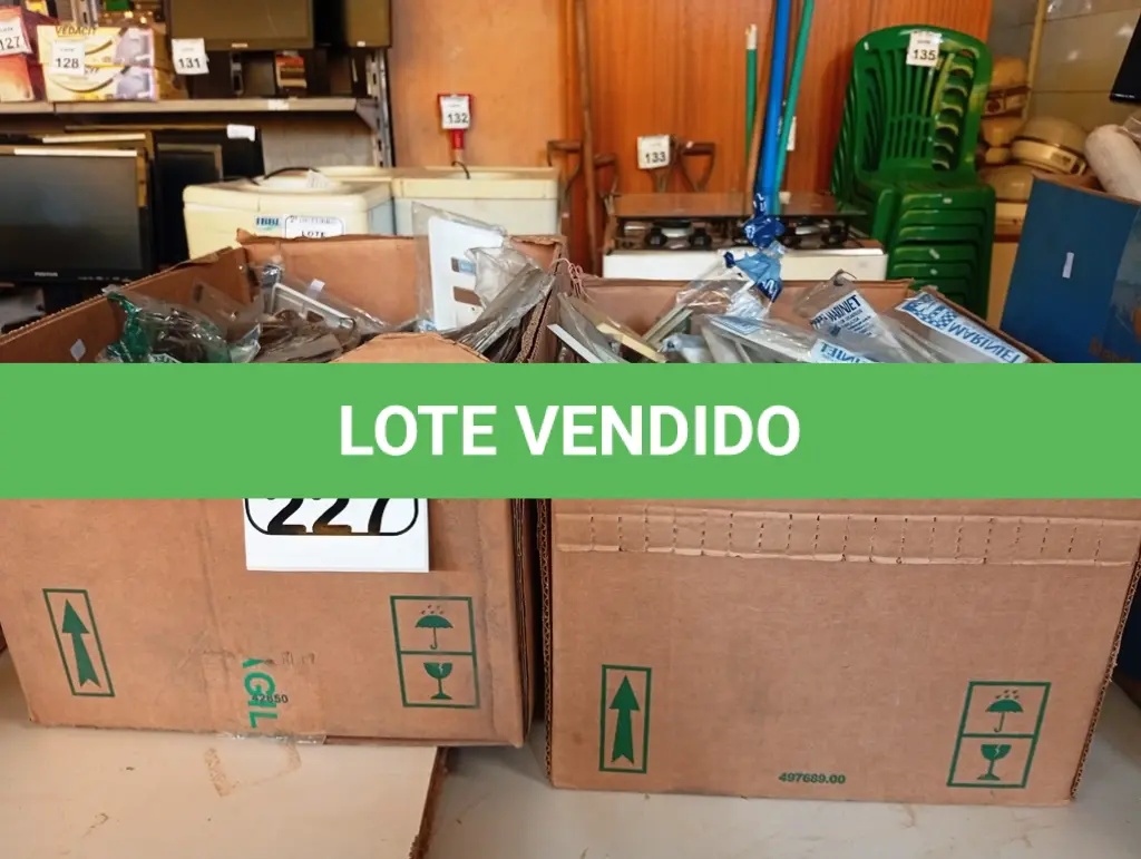 LOTE 227