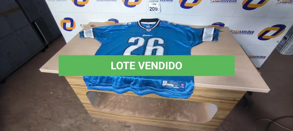 LOTE 209