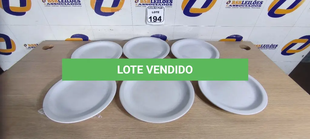 LOTE 194