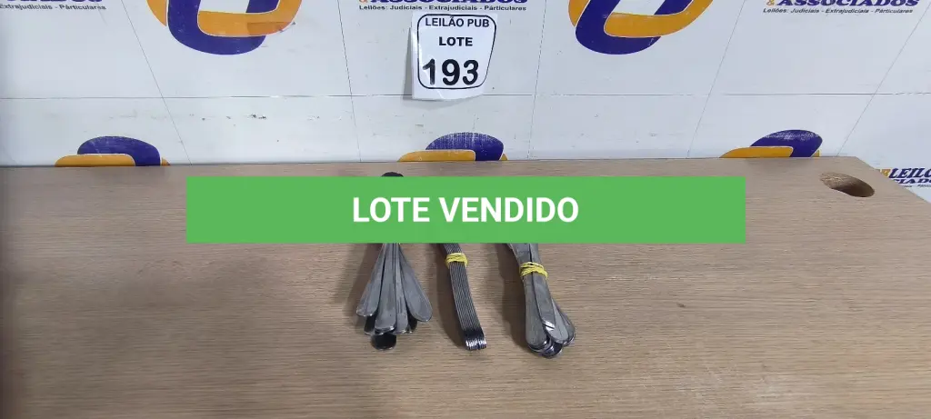 LOTE 193