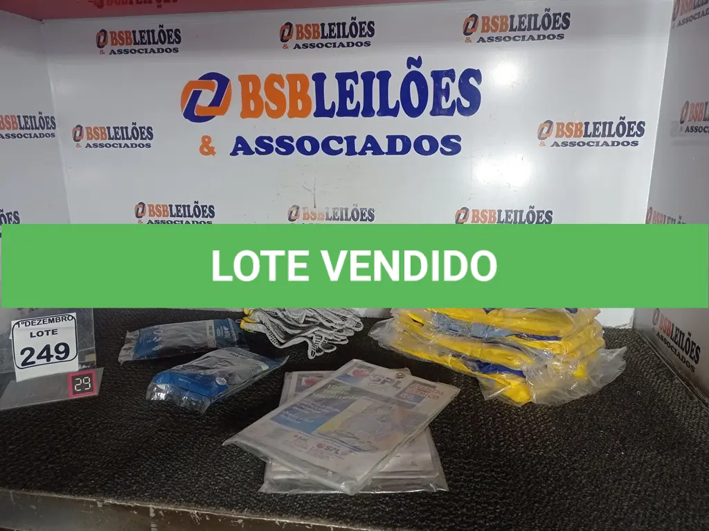 LOTE 249