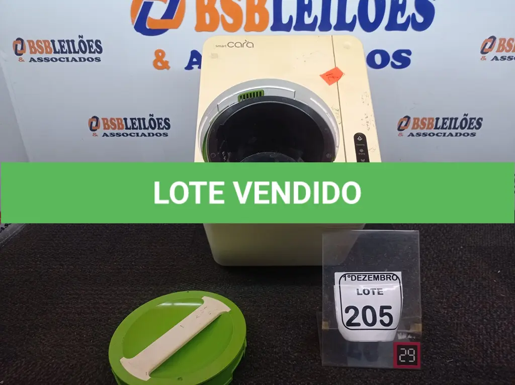 LOTE 205