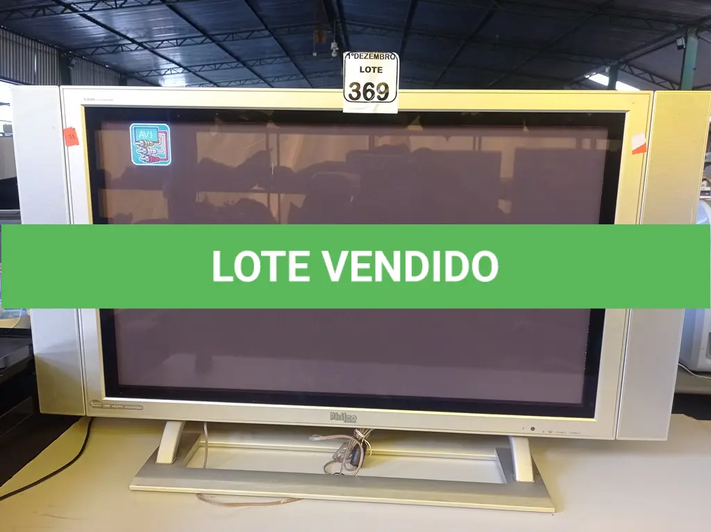 LOTE 369