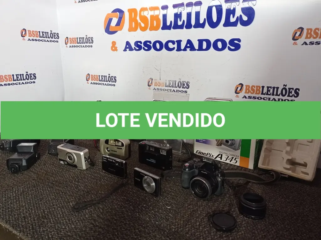 LOTE 240