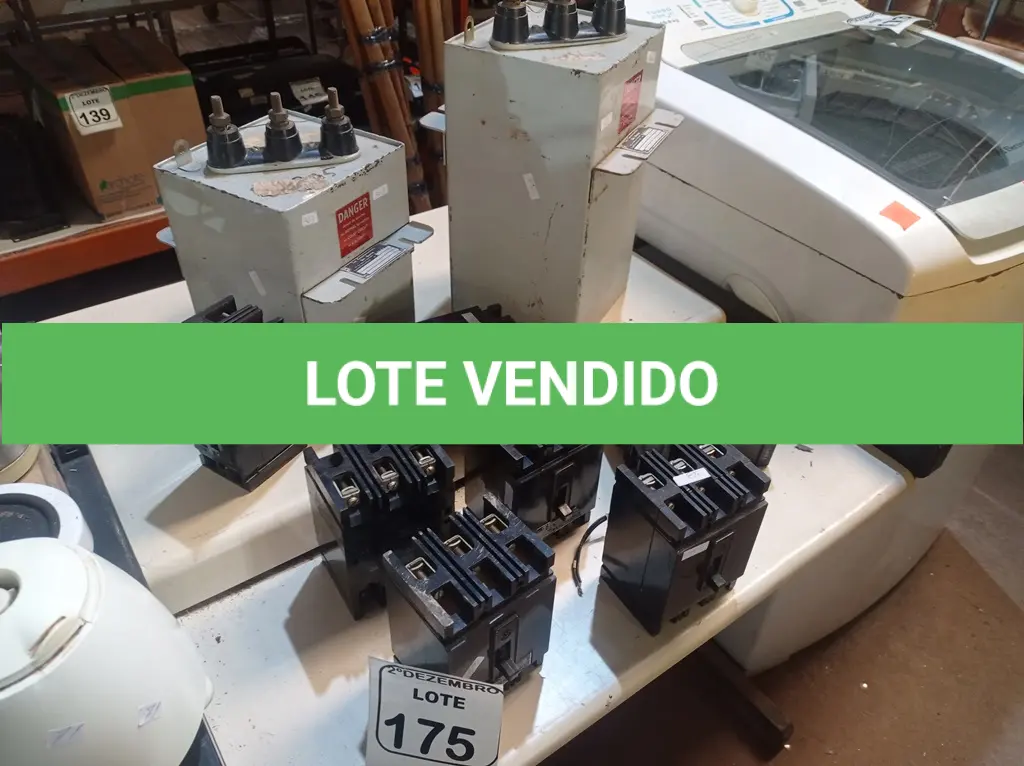 LOTE 175