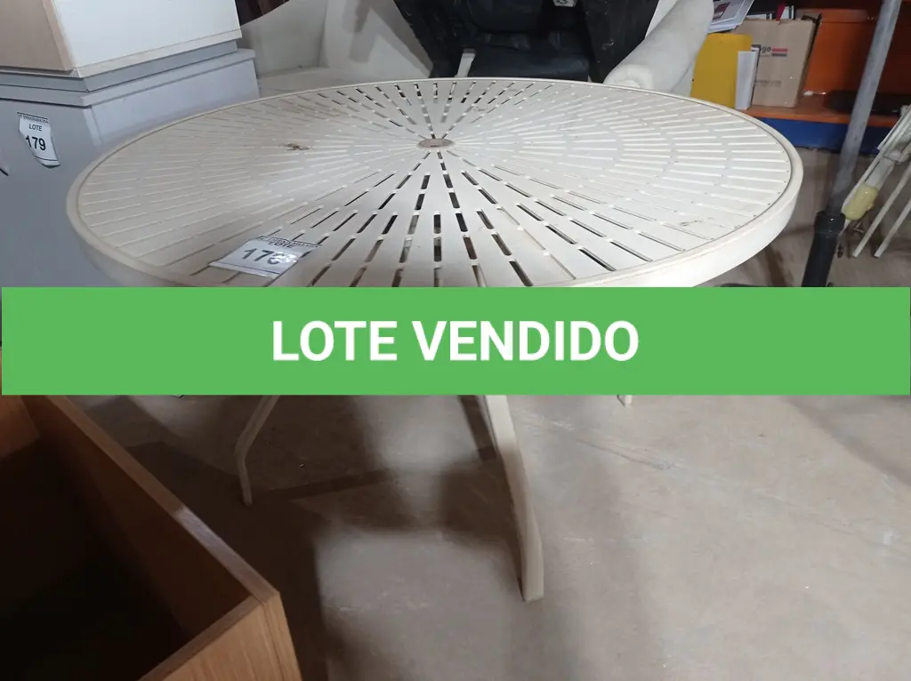 LOTE 176