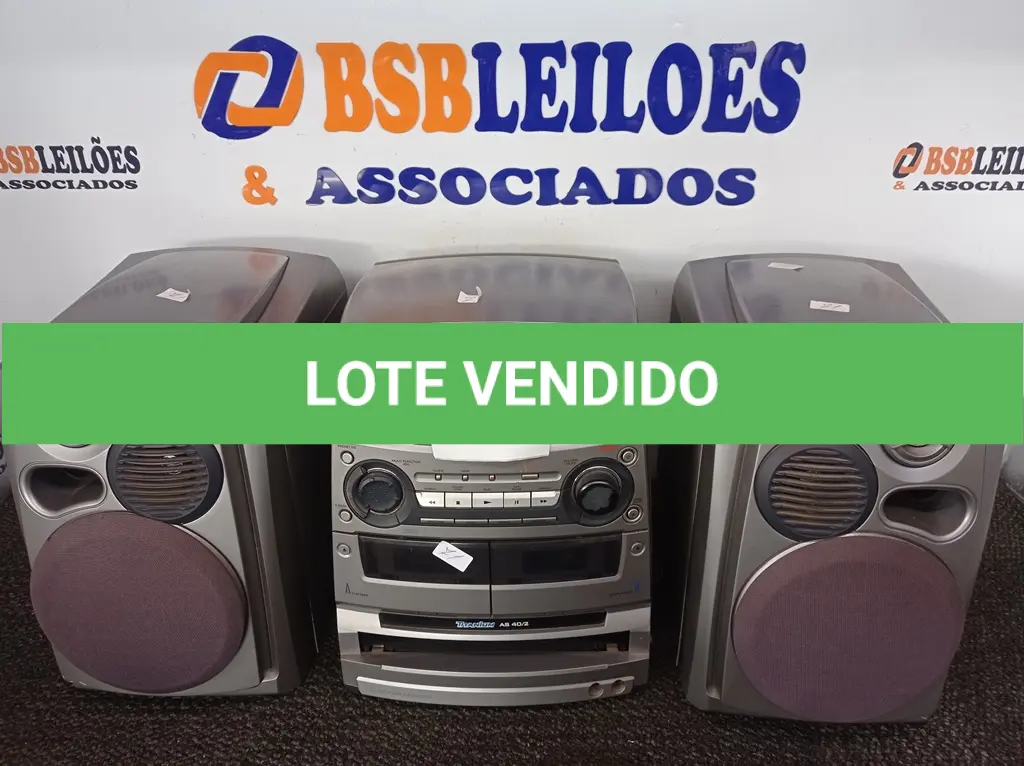 LOTE 303