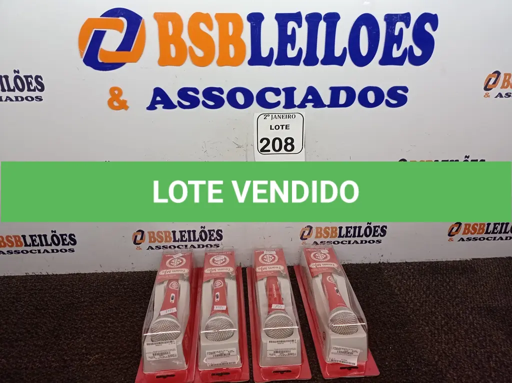 LOTE 208