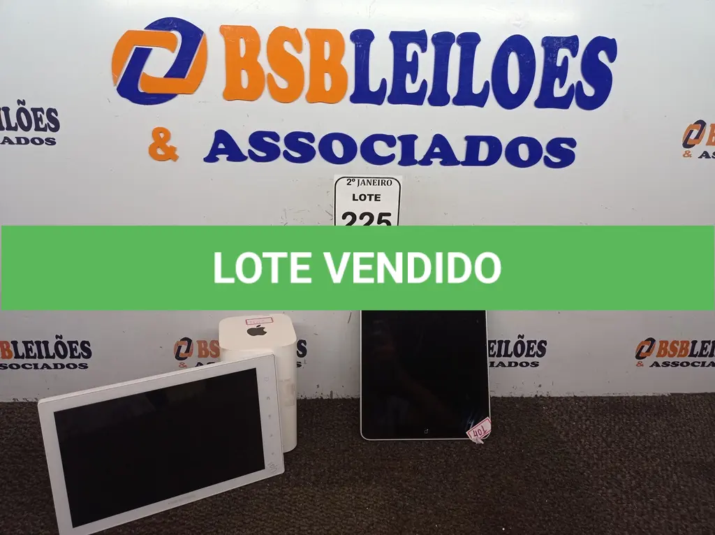 LOTE 225