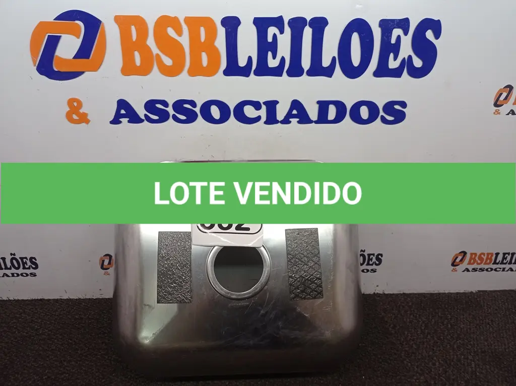 LOTE 332