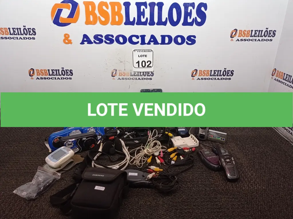 LOTE 102