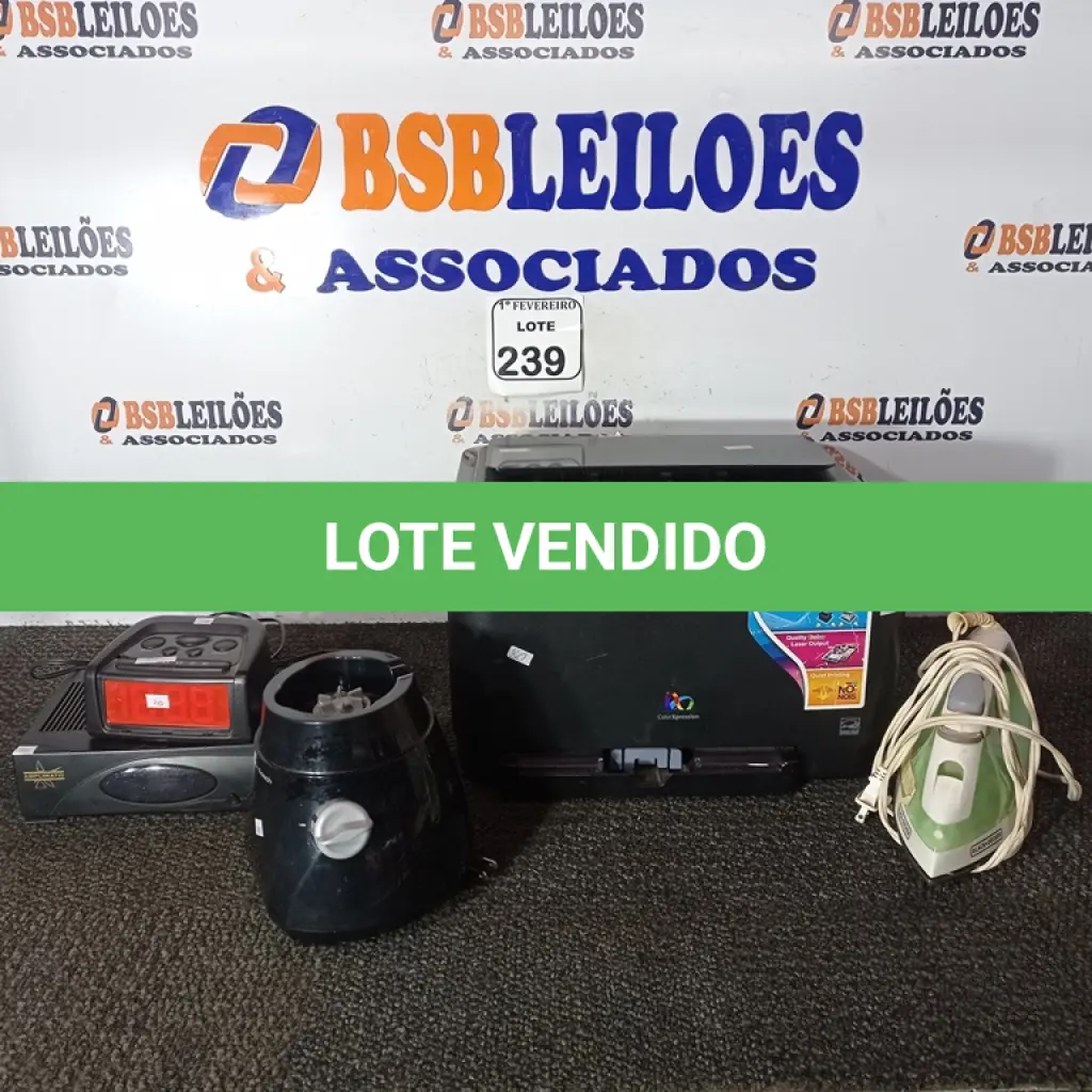 LOTE 239