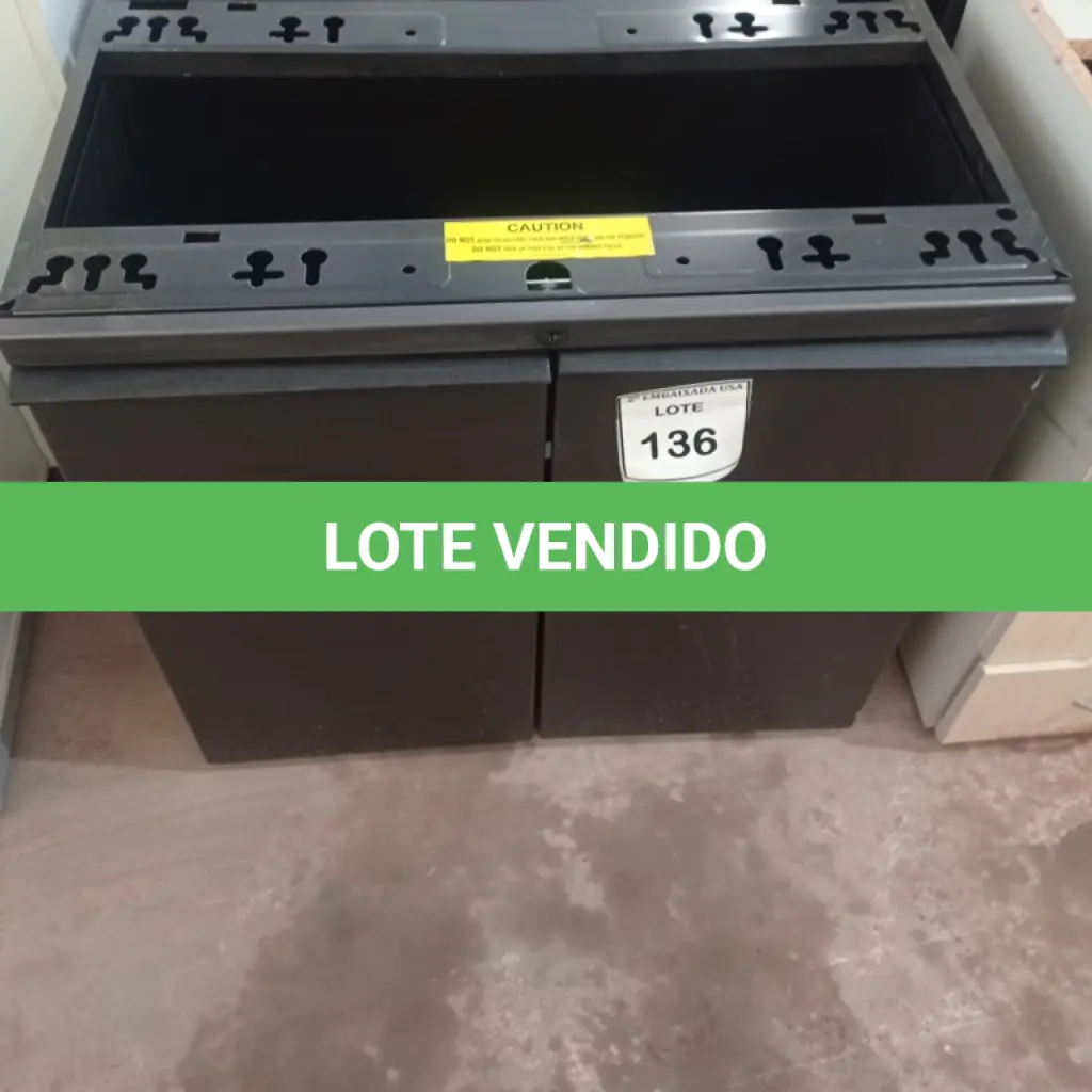 LOTE 136
