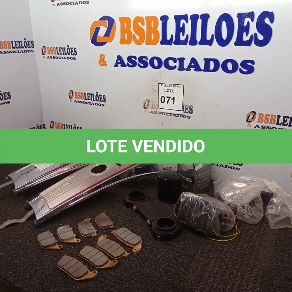 LOTE 071