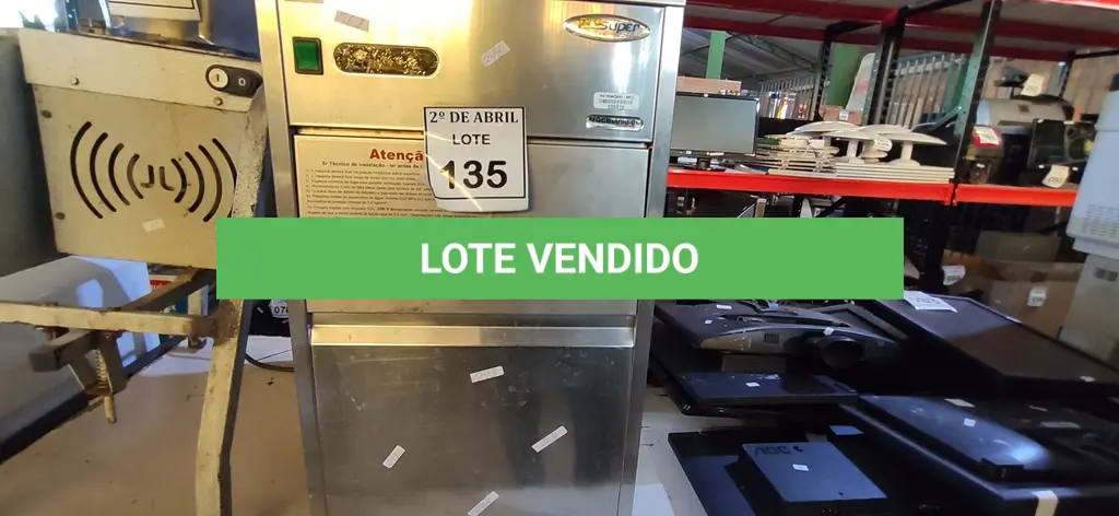 LOTE 135