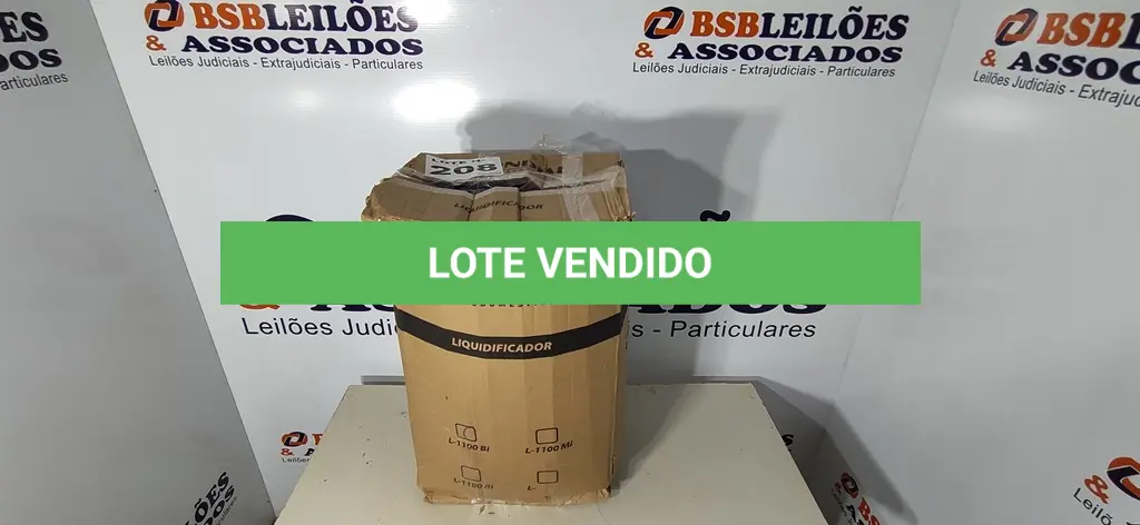 LOTE 208