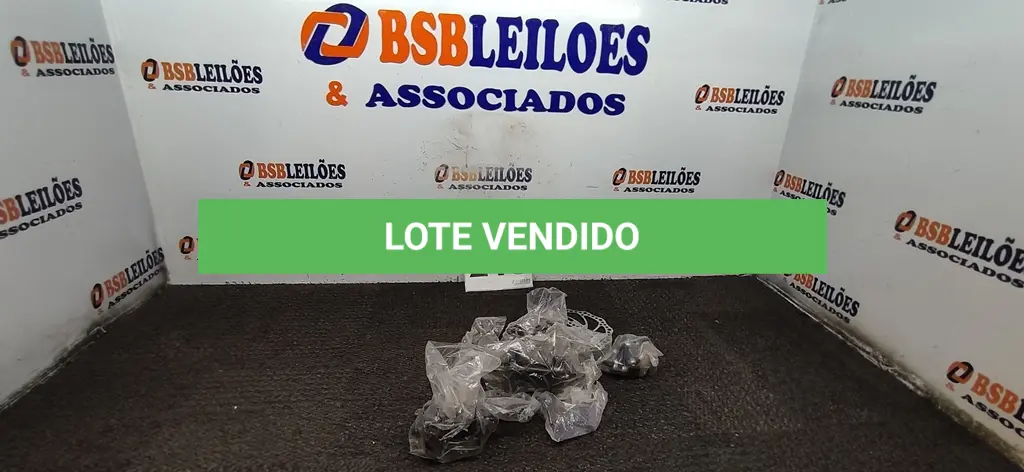 LOTE 215