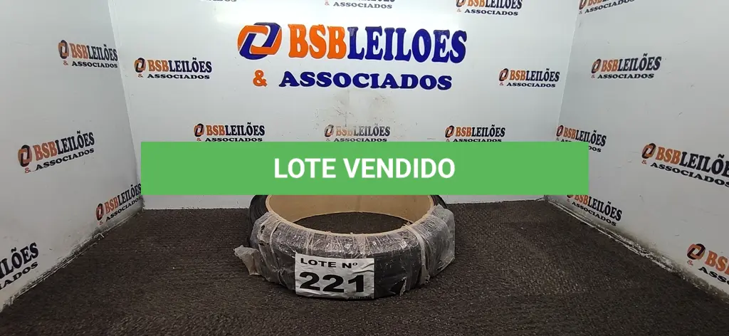 LOTE 221
