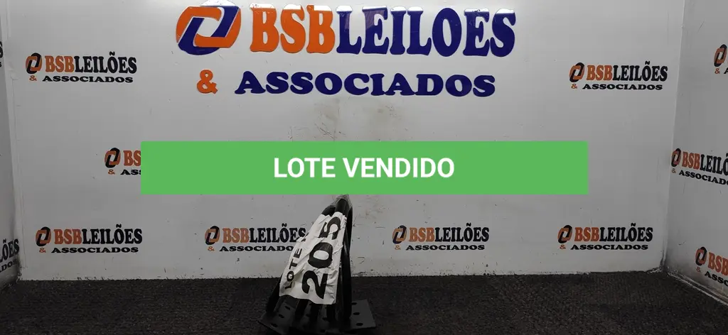 LOTE 205