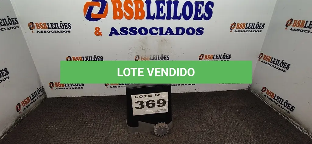 LOTE 369