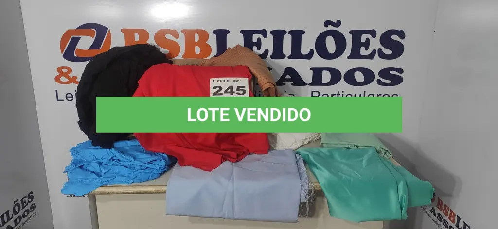 LOTE 245