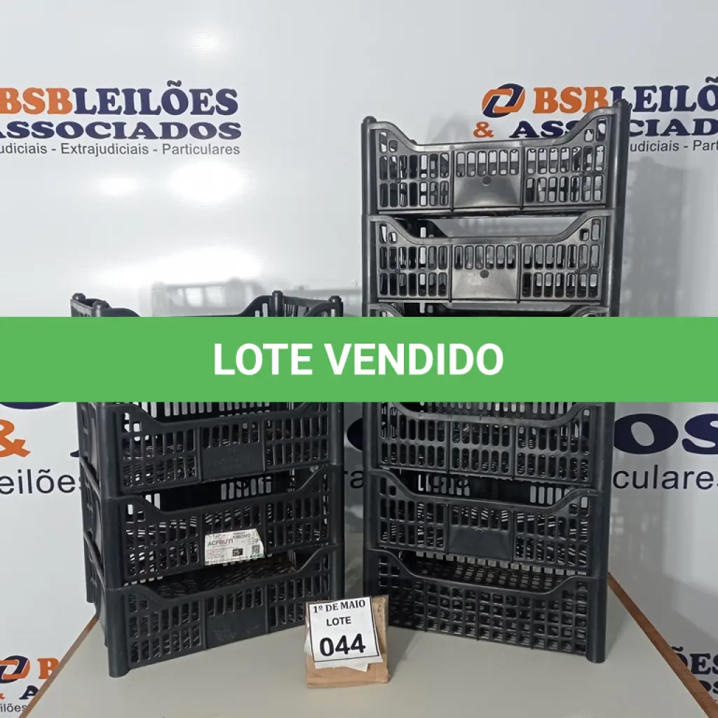 LOTE 044