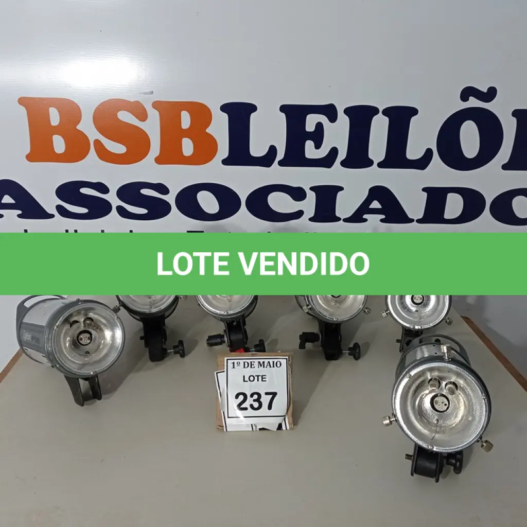 LOTE 237
