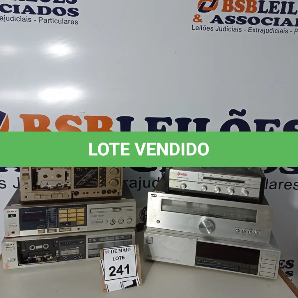 LOTE 241