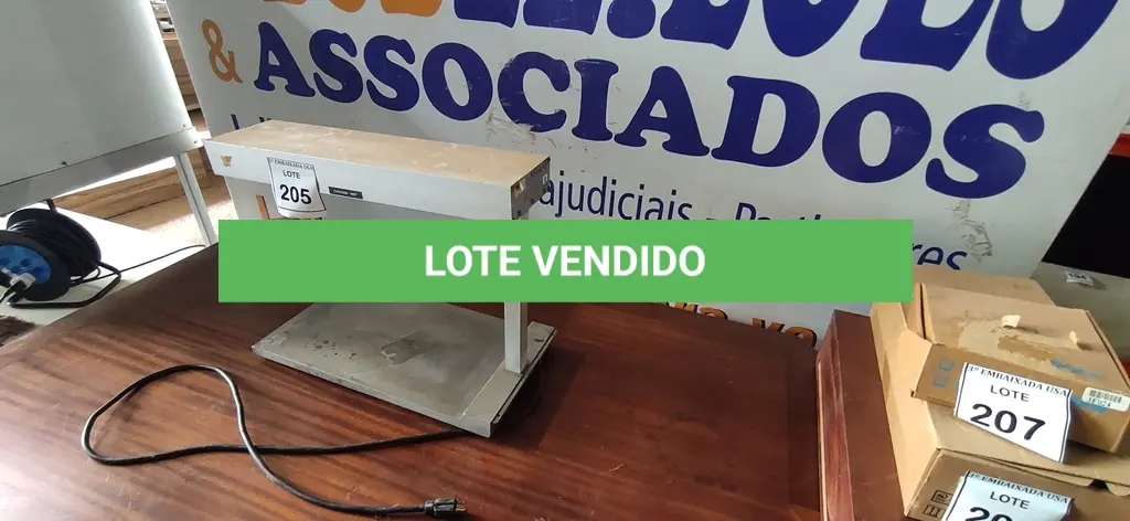 LOTE 205
