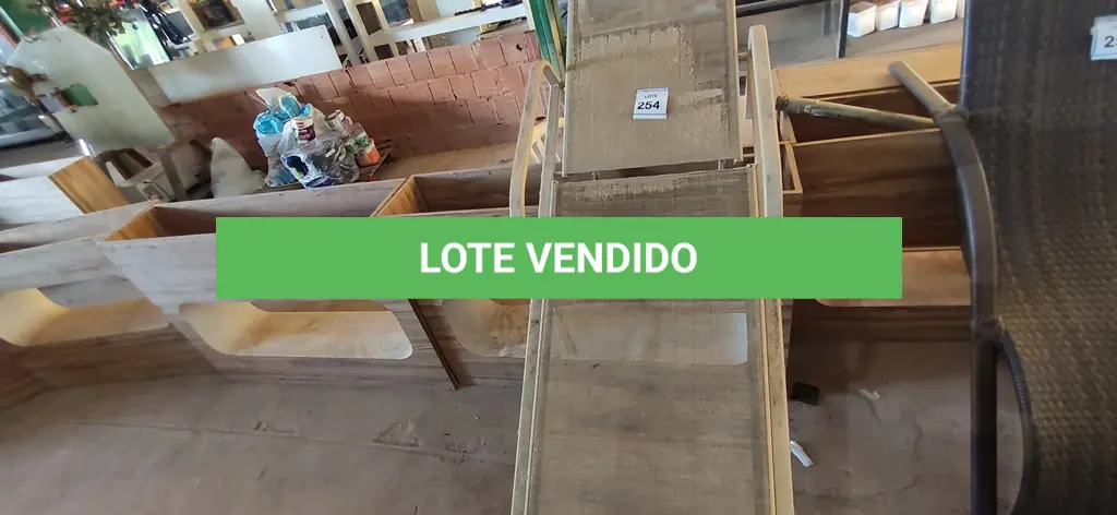 LOTE 254