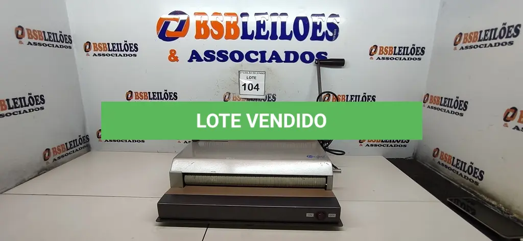 LOTE 104