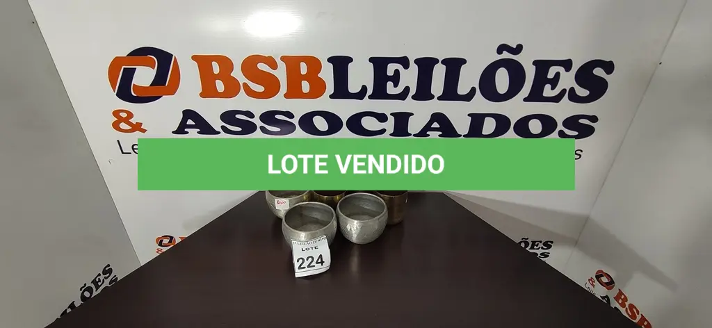 LOTE 224