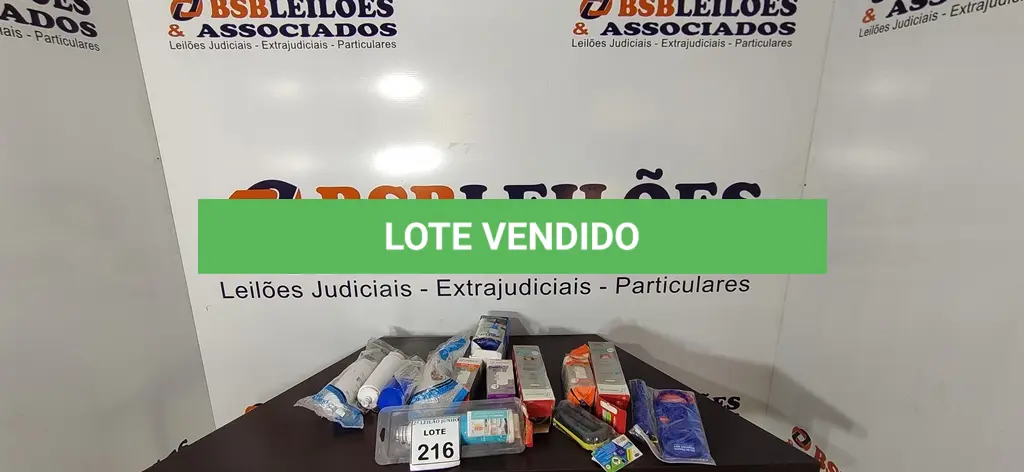 LOTE 216