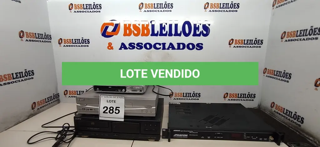 LOTE 285