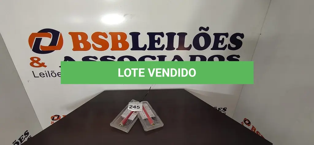 LOTE 245