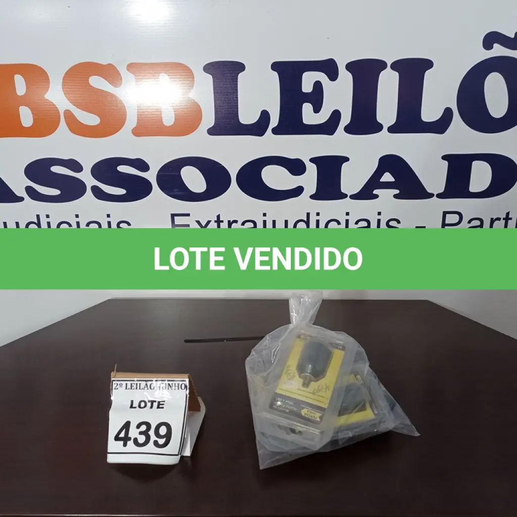 LOTE 439