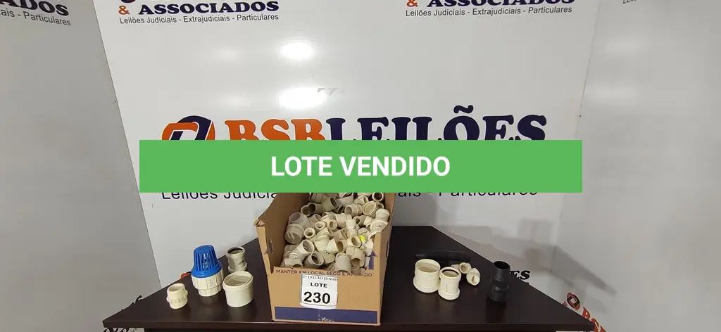 LOTE 230