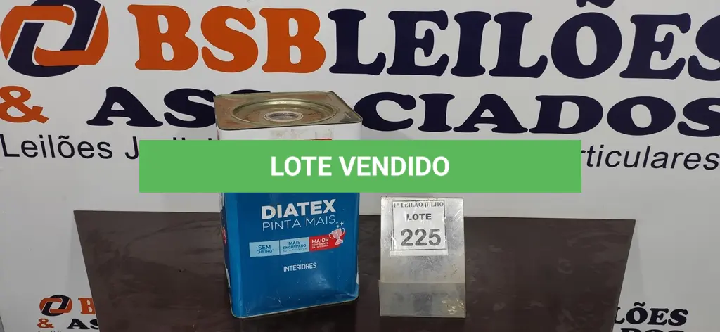 LOTE 225