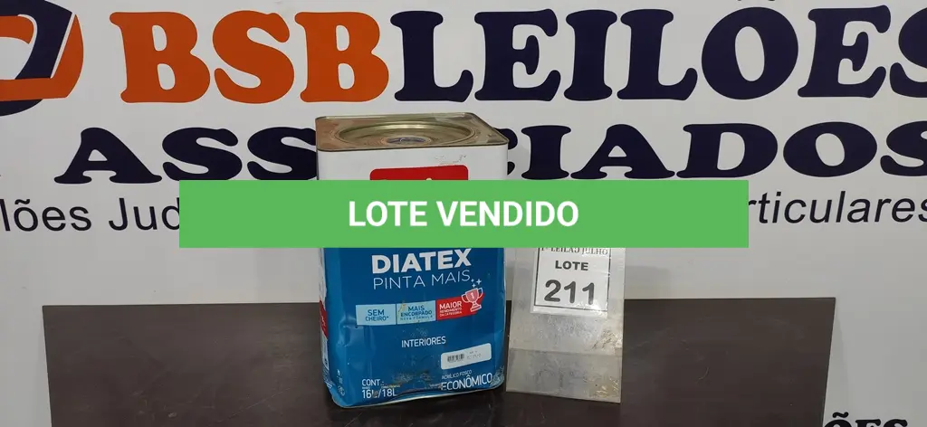 LOTE 211
