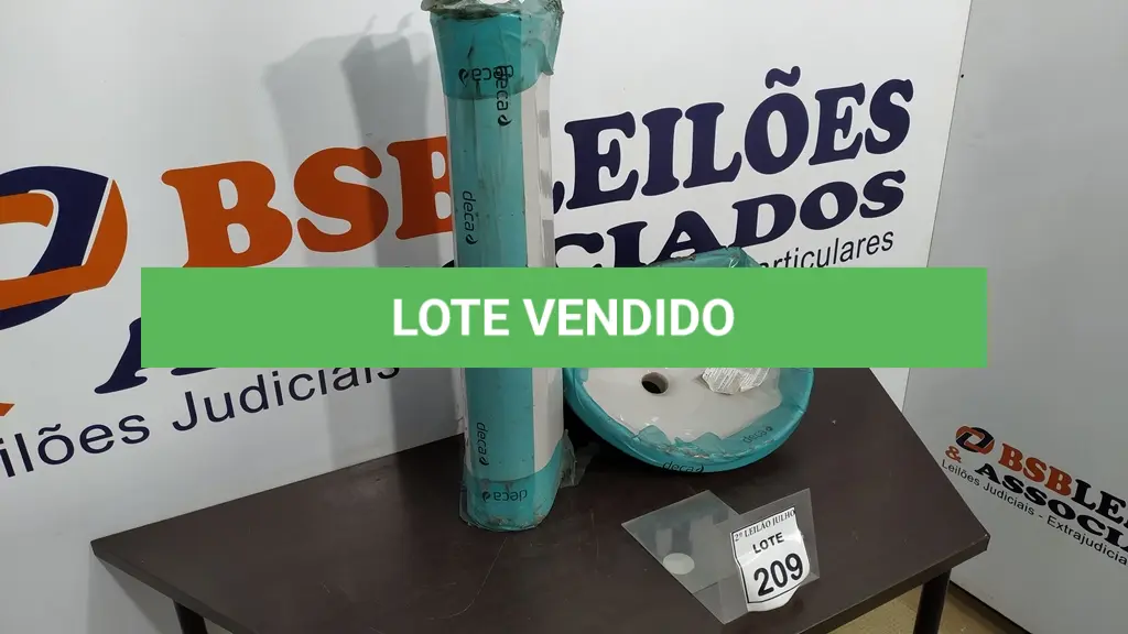 LOTE 209